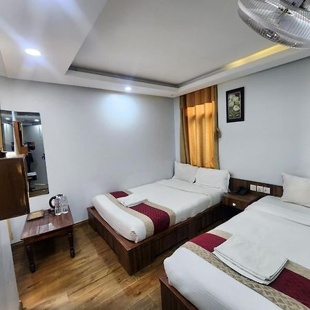 Hotel Kathmandu Inn Экстерьер фото