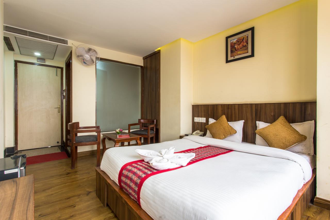 Hotel Kathmandu Inn Экстерьер фото