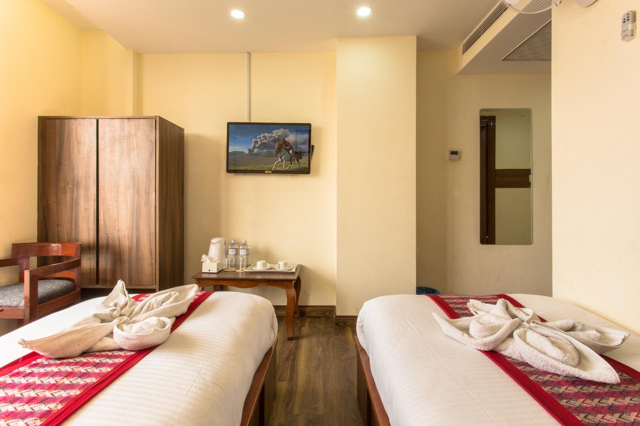 Hotel Kathmandu Inn Экстерьер фото