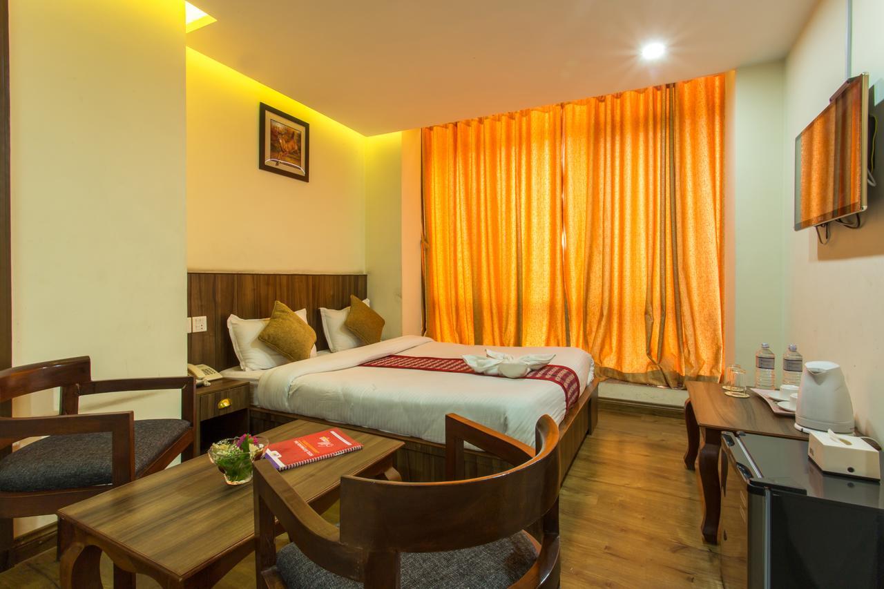 Hotel Kathmandu Inn Экстерьер фото