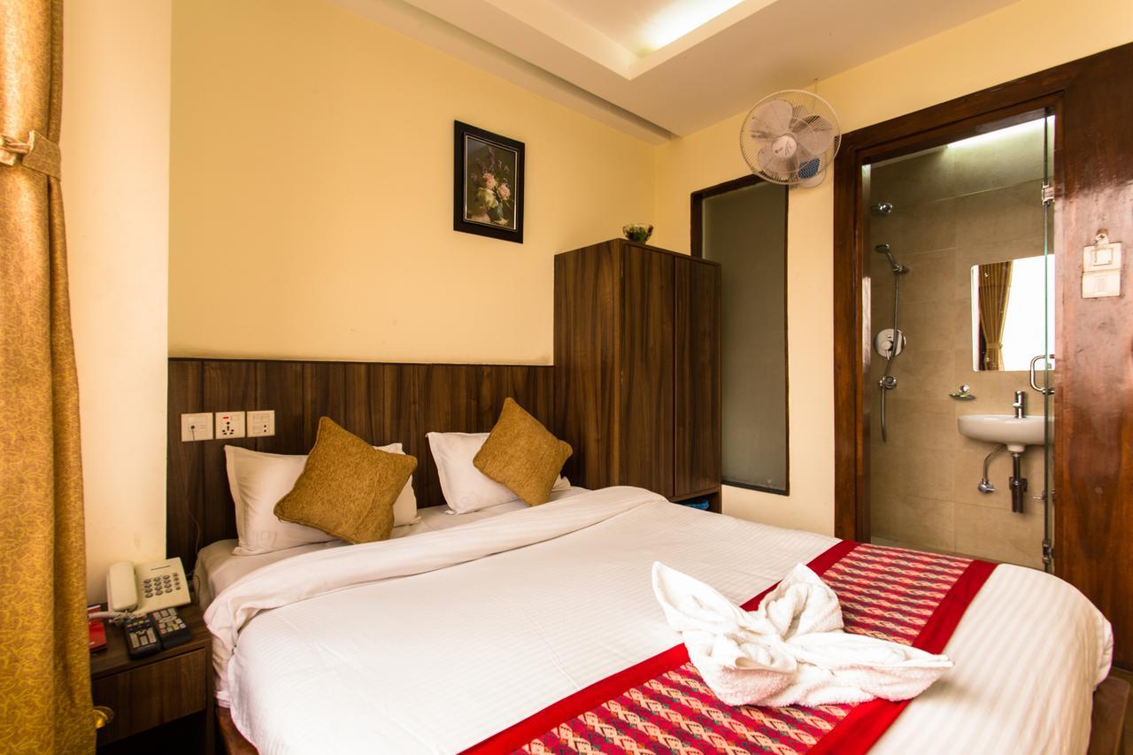 Hotel Kathmandu Inn Экстерьер фото